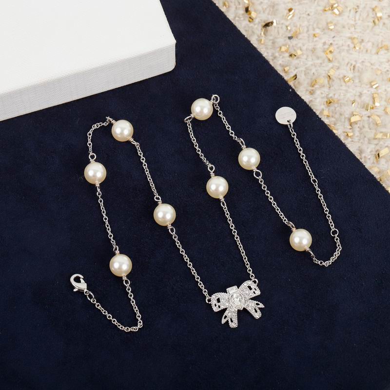MiuMiu Necklace 12lyr8